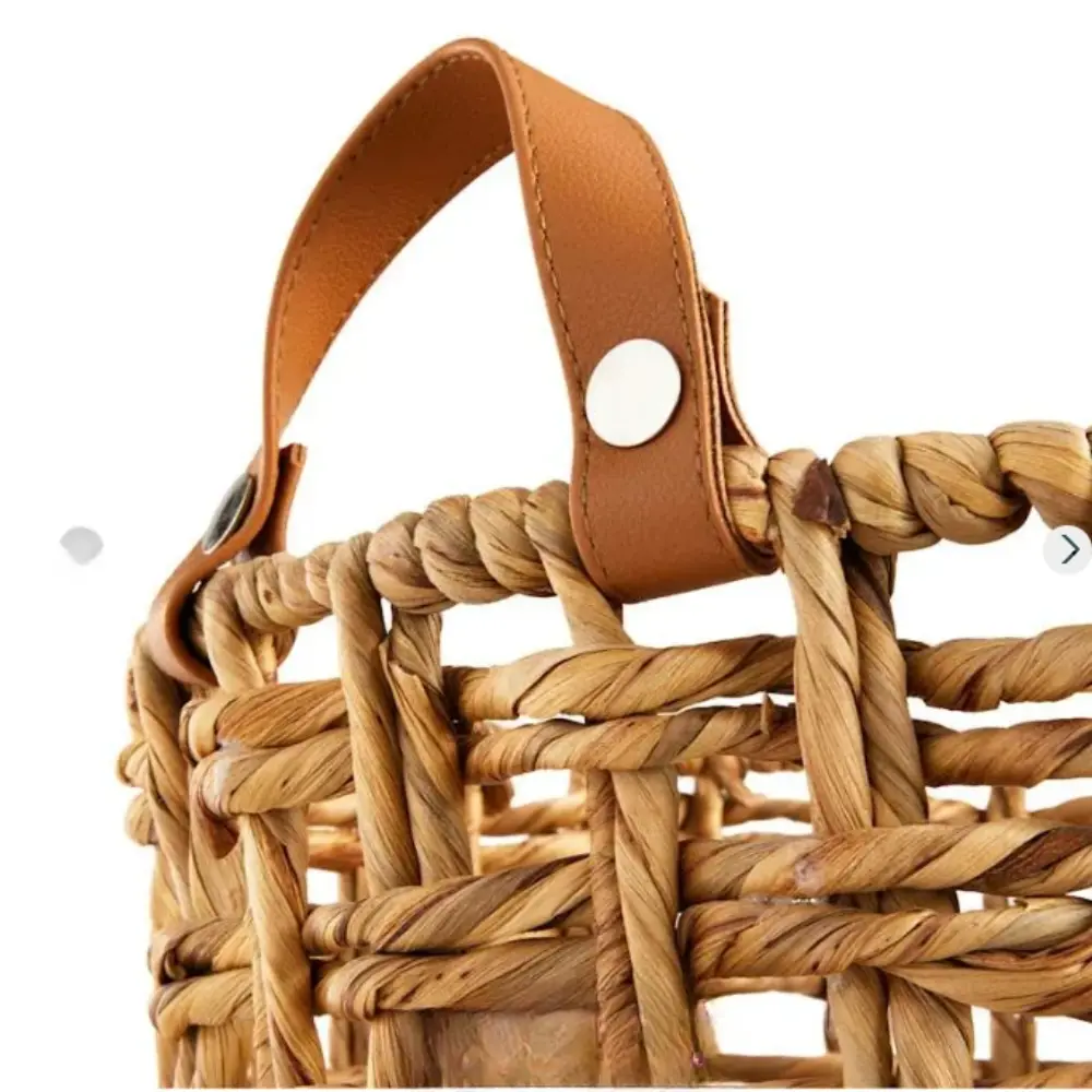 Best Choice Round Water Hyacinth Storage Basket With Leather Handle Storage For Blankets, Bringing A Natural Touch To Any Room. 5