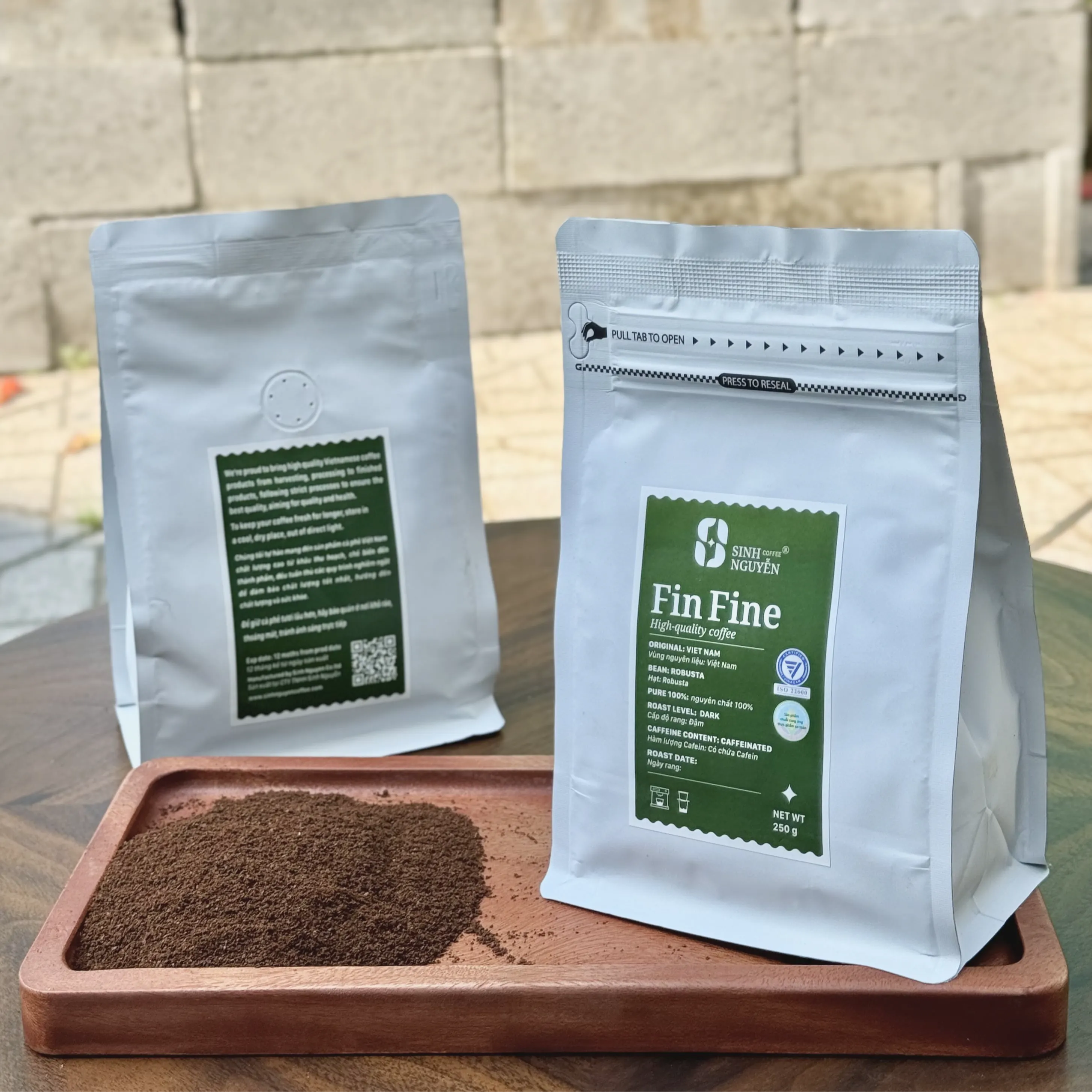 Best Price Wholesale Premium 1kg Robusta Whole Bean Filter Coffee Vietnam Manufacturer's Fast Delivery Good Price with Classic Honey Taste 9