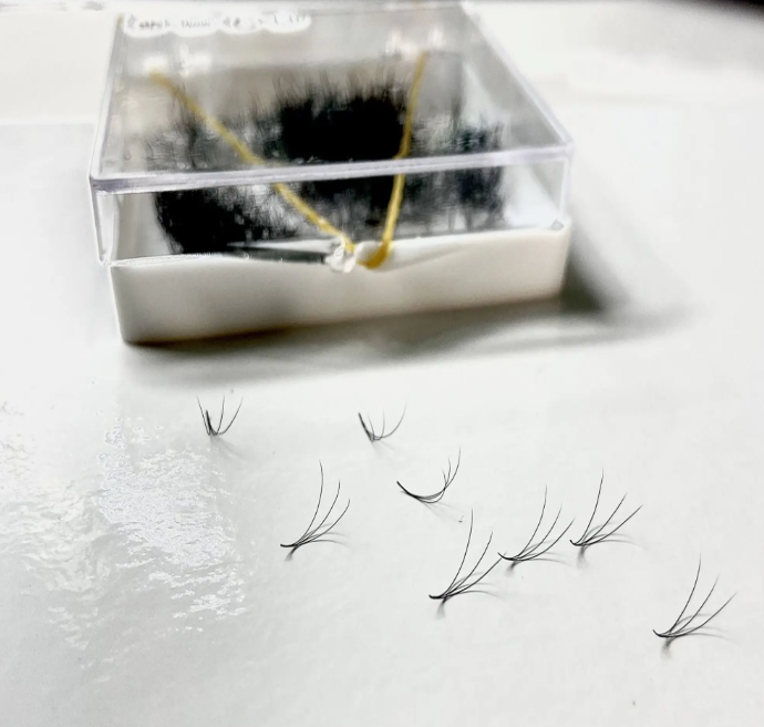Premade Loose Fans And Line Fans 10D Korean PBT Narrow Pointy Base Premade Fan Eyelash Extension Factory Heat Bonded Nature Looking  6