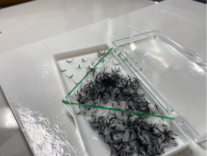 Premade Loose Fans And Line Fans 10D Korean PBT Narrow Pointy Base Premade Fan Eyelash Extension Factory Heat Bonded Nature Looking  4