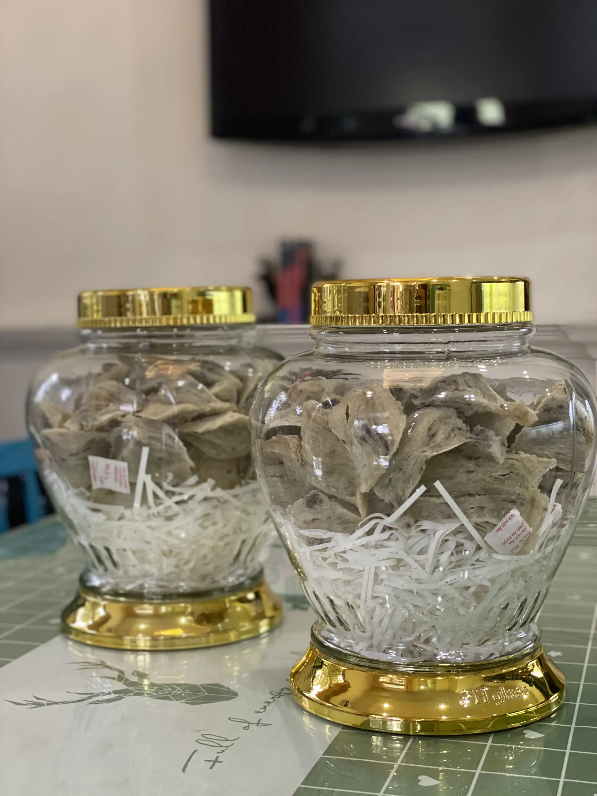 Raw Bird's Nest Good Price Exclusive Edible Certificate Of Food Safety Conditions 100Gr Each Box Vietnam Manufacturer 5