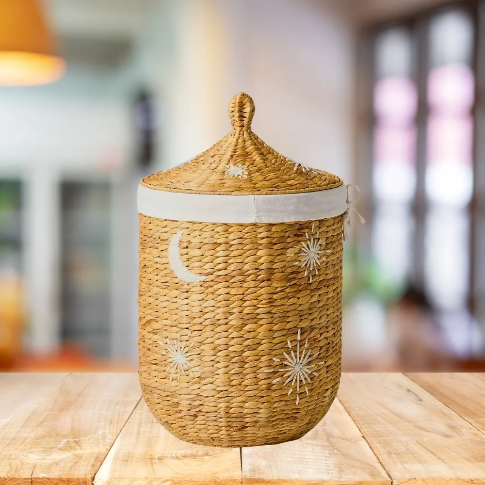 Good Price Wholesale Storage Baskets Handwoven With Lid Laundry Basket From Water Hyacinth Durable Eco-Friendly Sustainable Design  4