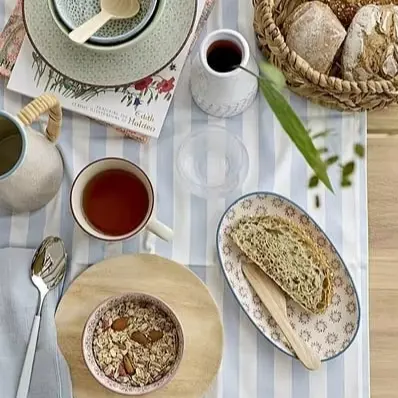 Hand woven basket rattan bamboo water hycinth seagrass basket for holding bread and fruit, objects Fashionable round 5