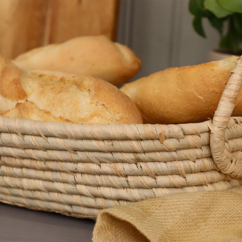 Hand-woven baskets made of rattan, bamboo, water hyacinth, seagrass for bread, fruit, fashion items, table decoration 2