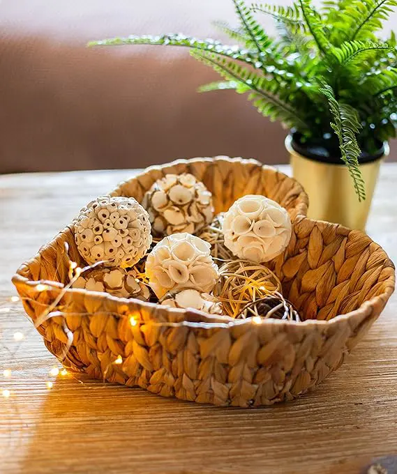 Hand-woven baskets made of rattan, bamboo, water hyacinth, seagrass for bread, fruit, fashion items, table decoration 6