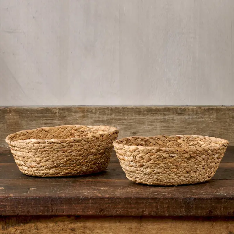 Hand-woven baskets oval made of rattan, bamboo, water hyacinth, and seagrass for bread, fruit, fashion items, table decoration 1