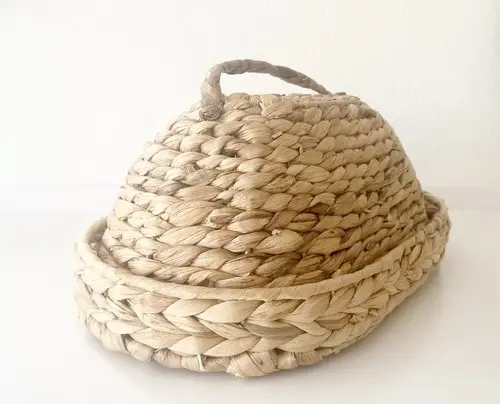 Hand-woven baskets oval made of rattan, bamboo, water hyacinth, seagrass for bread, fruit, fashion items, table decoration 3