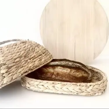 Hand-woven baskets oval made of rattan, bamboo, water hyacinth, seagrass for bread, fruit, fashion items, table decoration 2