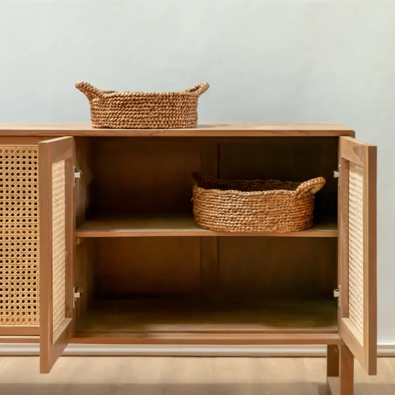 Hand-woven baskets round made of rattan, bamboo, water hyacinth, seagrass for bread, fruit, fashion items, table decoration 4