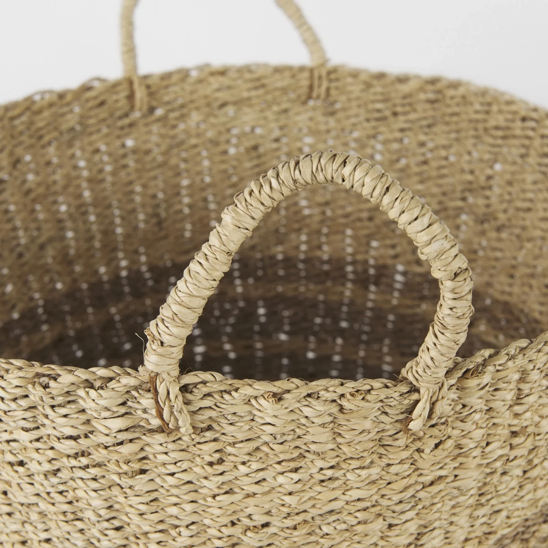 Hand woven seagrass basket, Multi-purpose storage basket, home organization accessory, highly aesthetic, wholesale available. 3