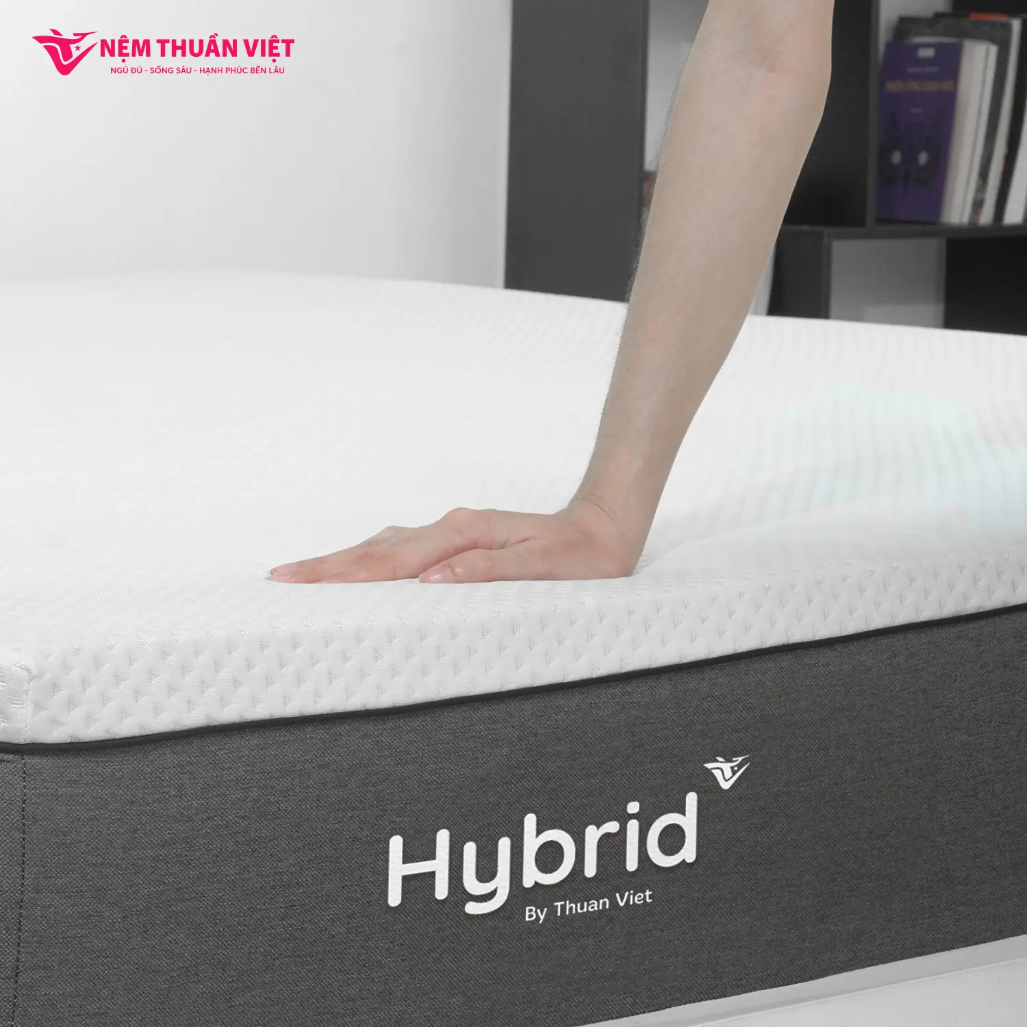 ISO Certified Outstanding Ventilation Foldable Massage Room Furniture Hybrid Latex Foam Mattress Memory Foam Bedroom Application 6