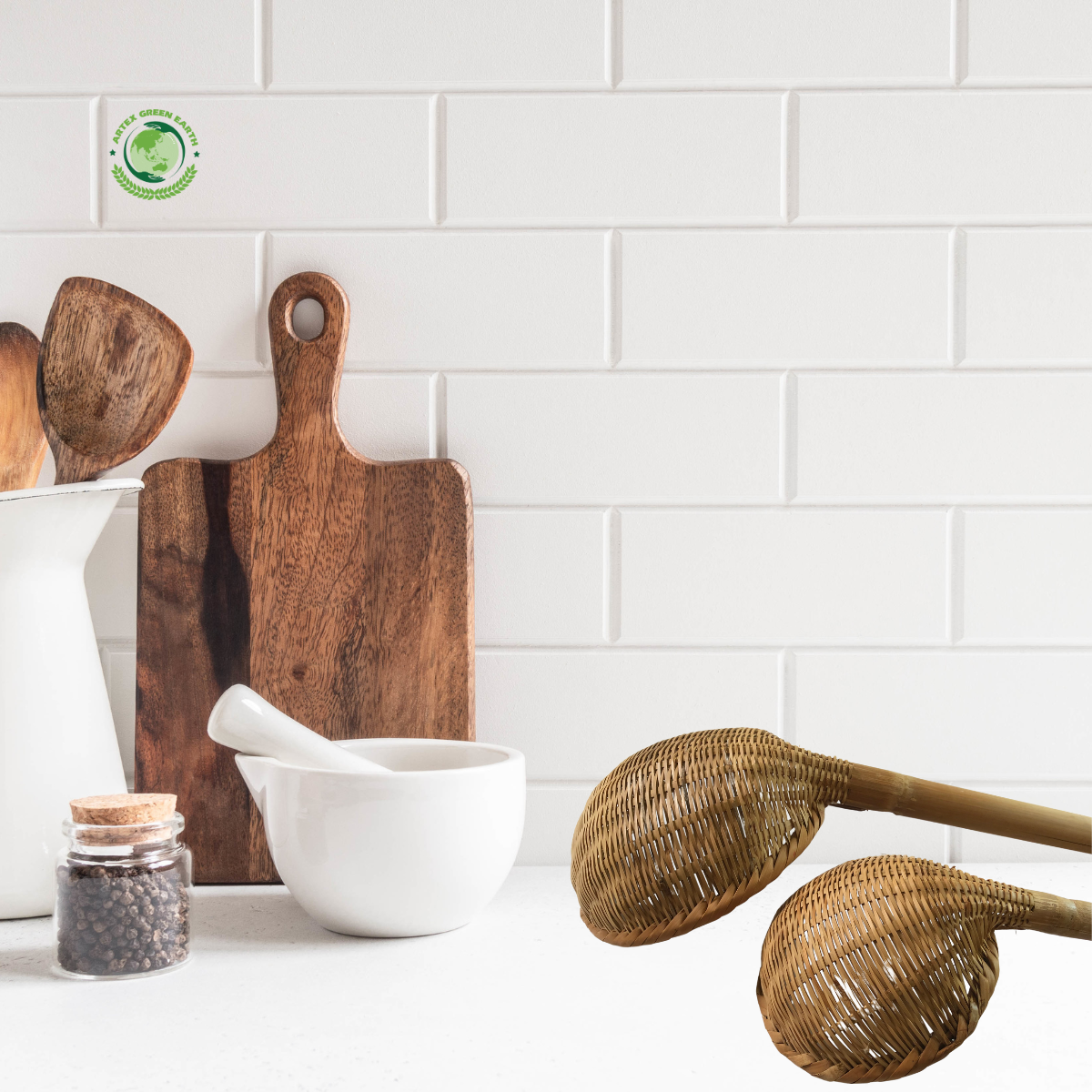Kitchenwares made from natural, eco-friendly materials, crafted from bamboo, rattan, and other durable, exquisite materials. 3