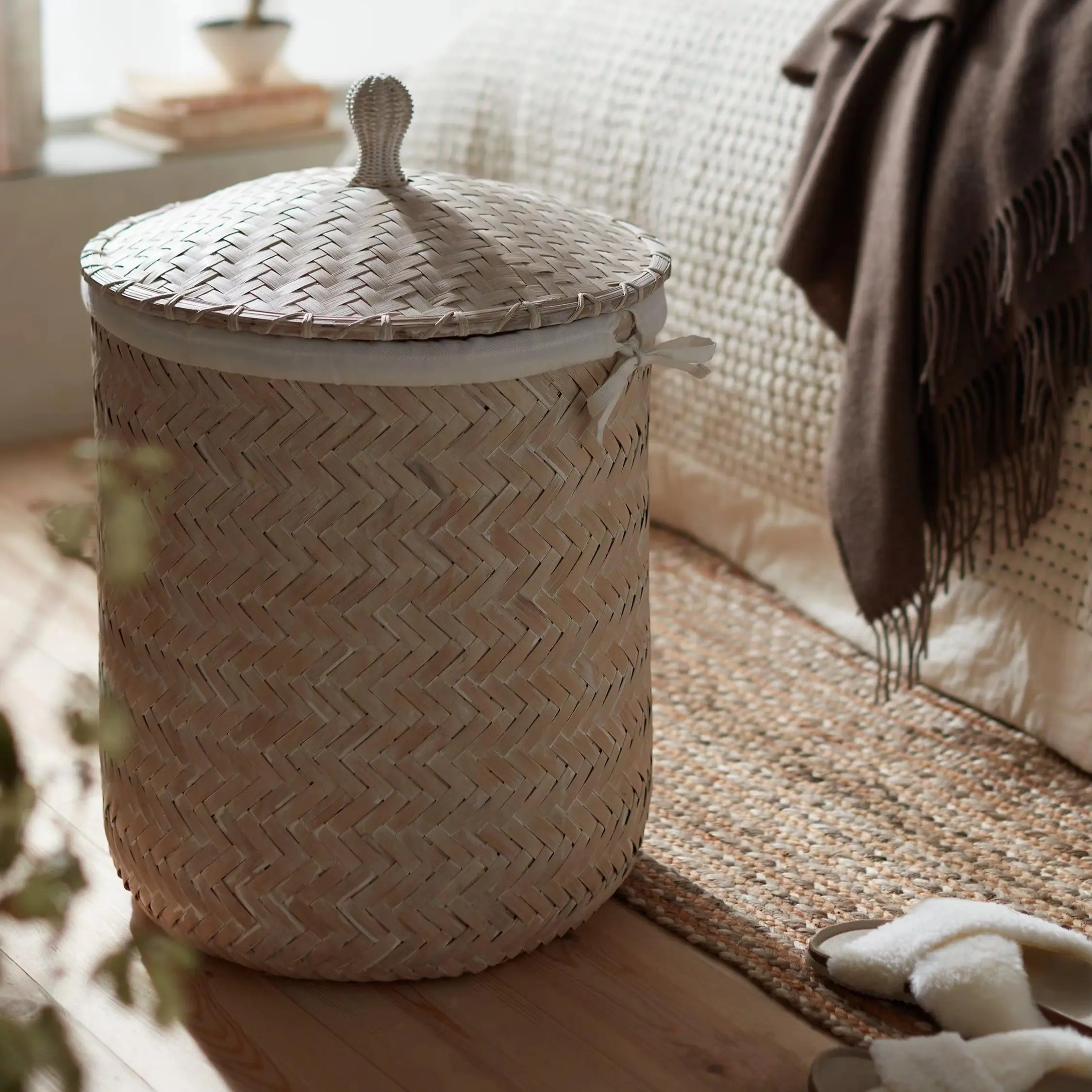 Laundry basket, Multi-purpose storage basket, home organization accessory, highly aesthetic, wholesale available. 4