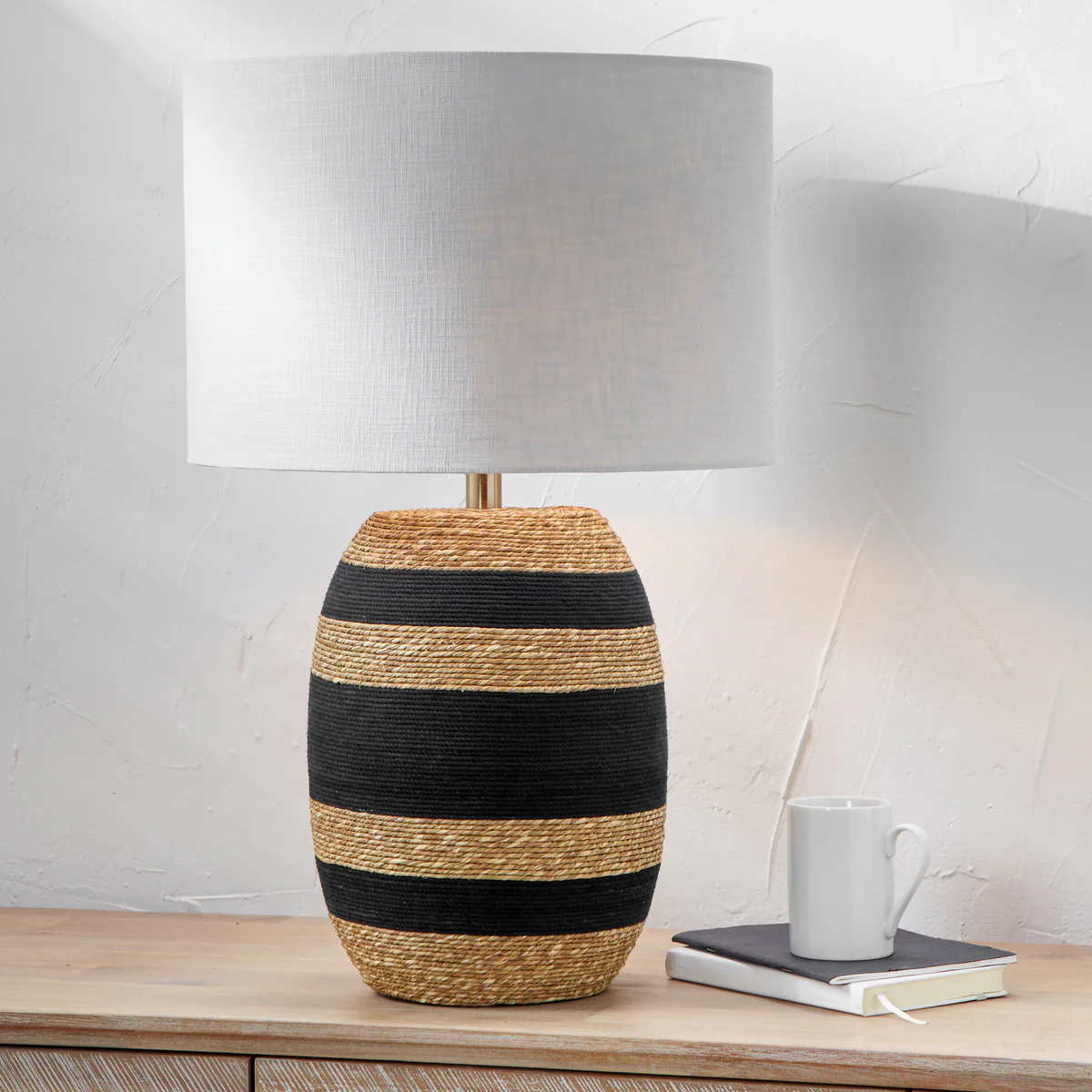 Lifestyle Black Sea Grass Tall Table Lamp, Lamps made from handmade materials, home decoration accessories, wholesale. 5