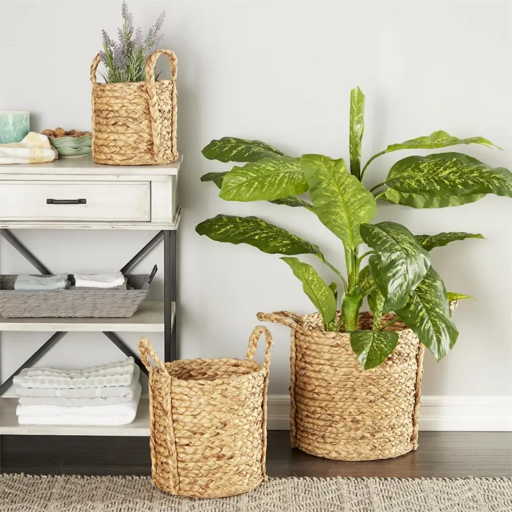 Natural Handwoven Water Hyacinth Clothes Basket Handmade Durable Coastal Design Natural Texture Convenient Handles Stylish Decor 5