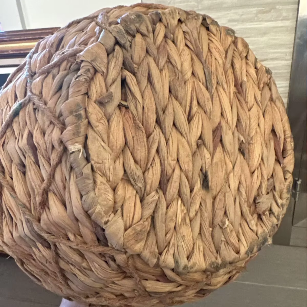 Pineapple Water Hyacinth Woven Basket, Natural materials that are safe for health and aesthetically pleasing, wholesale. 5
