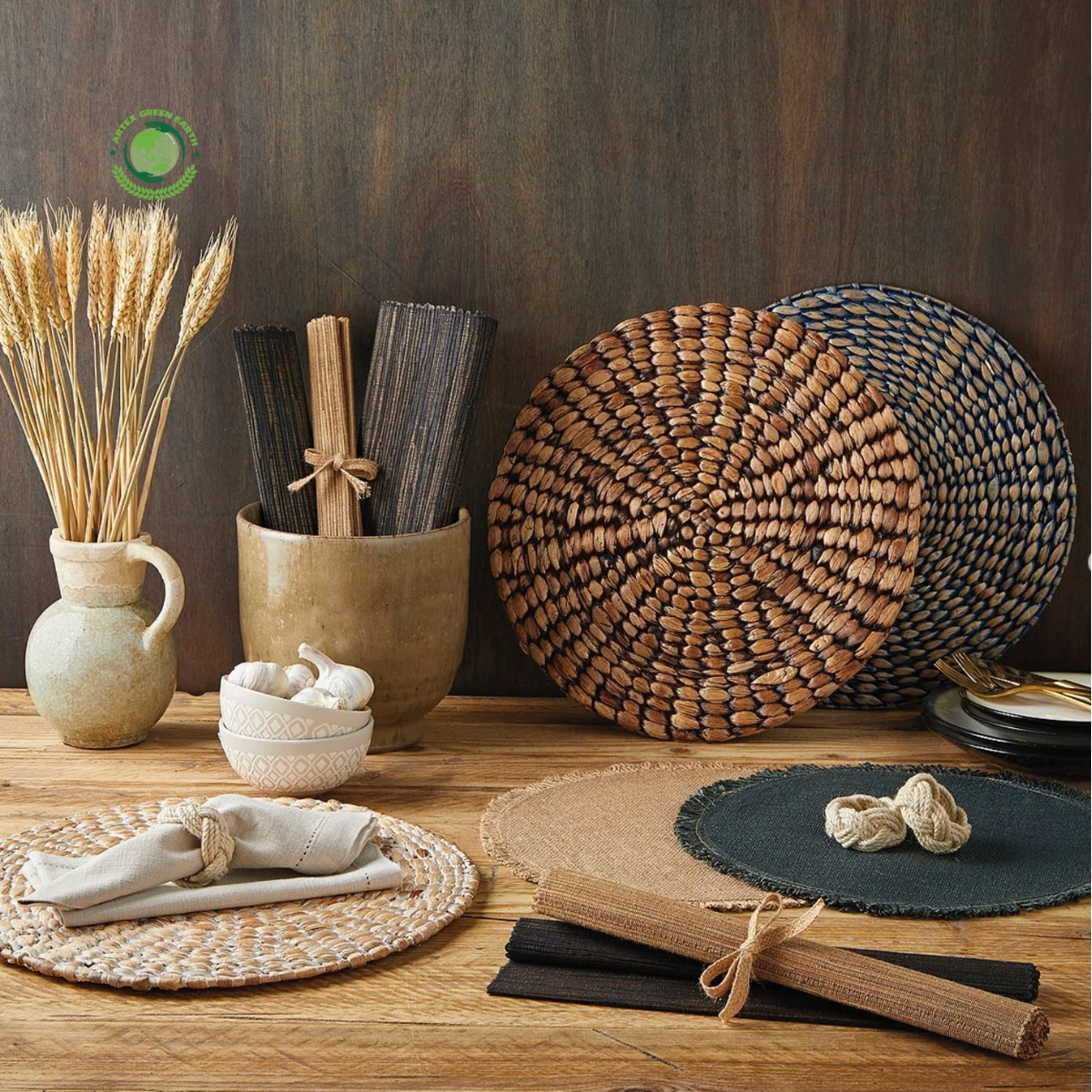 Pot coaster trivet water hyacinth is made from natural, eco-friendly materials, heat-resistant, durable, and beautiful. 3