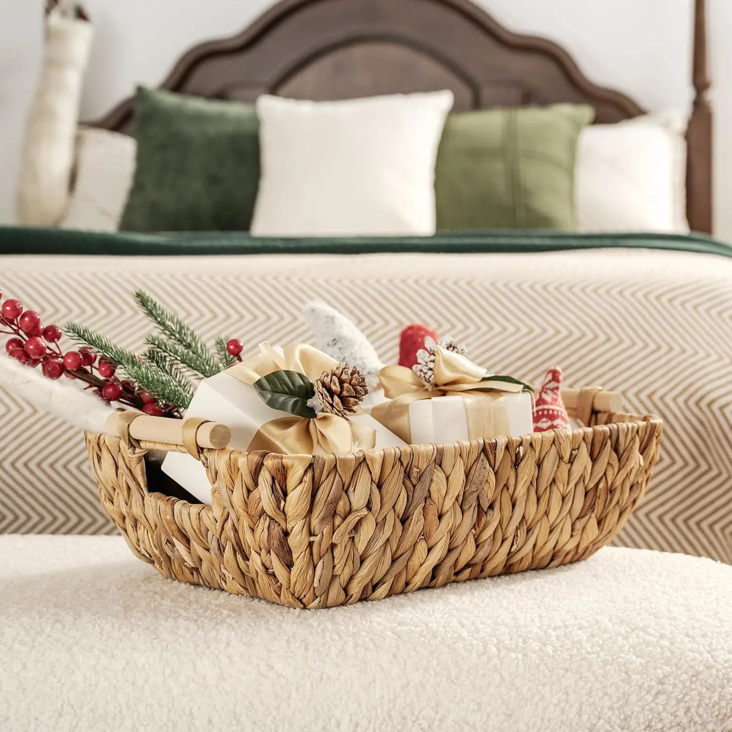 Rattan basket with handle, Storage basket, home organization accessory highly aesthetic, wholesale available. 4