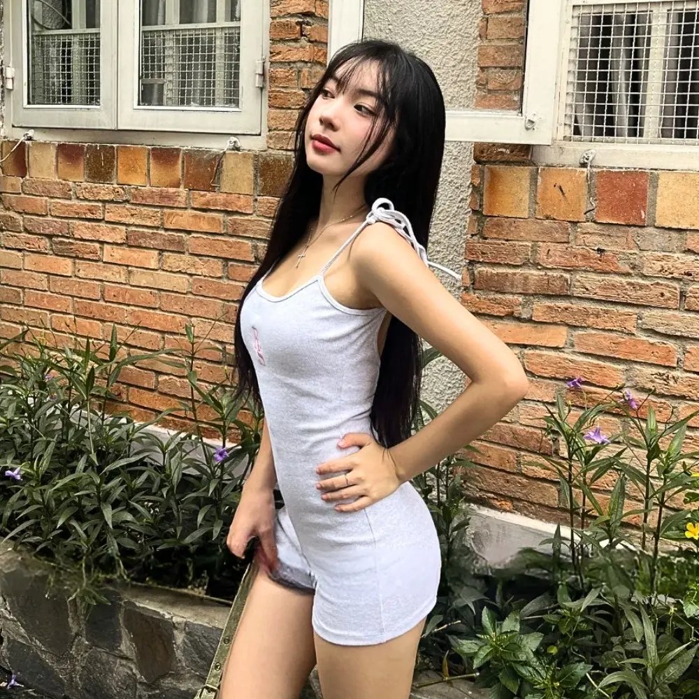 Rosa Ribbed Jumpsuit Logo Embroidery Women Dresses Y2K OEM ODM Sexy Casual Dresses Women Sexy Party High Quality Made In Vietnam 3