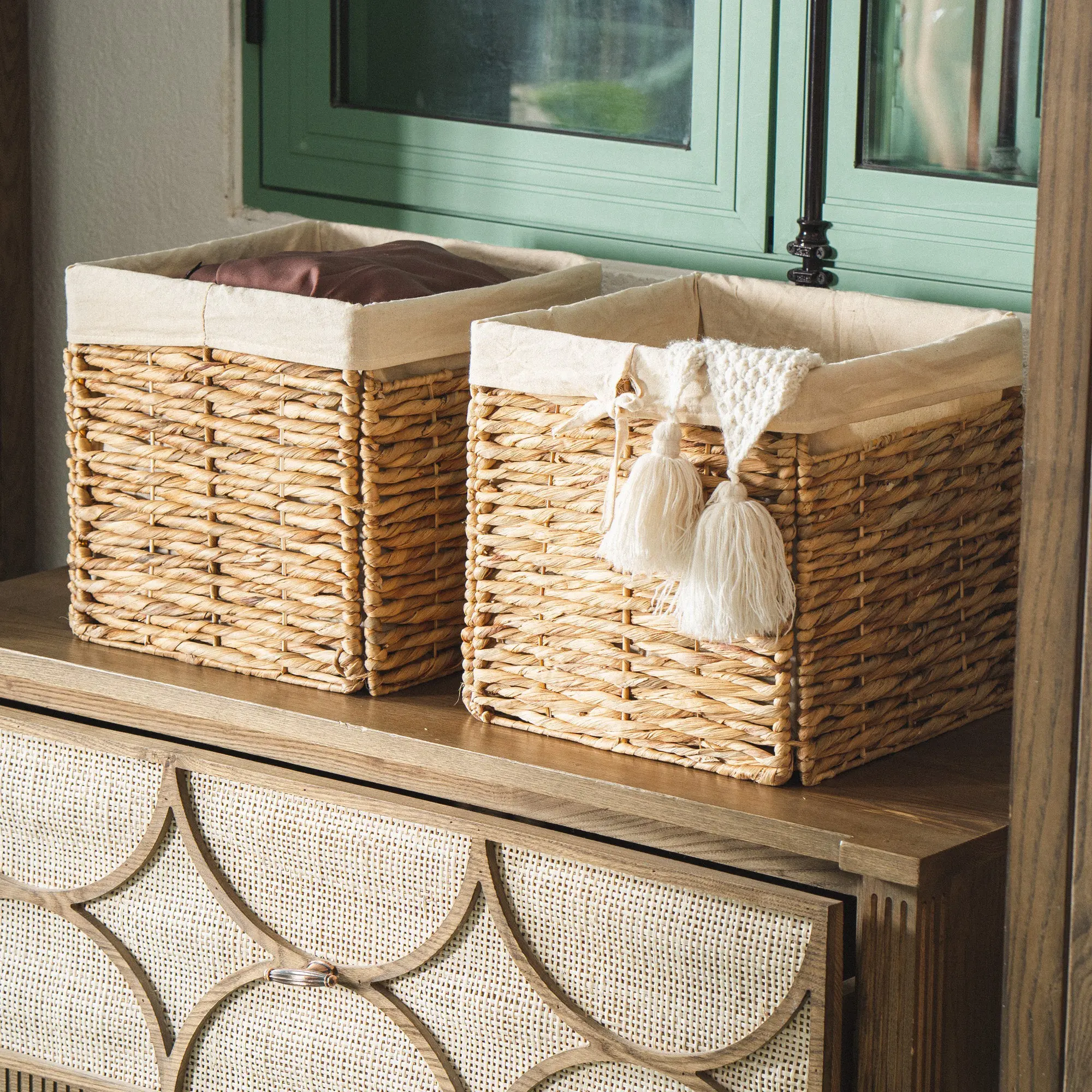 Square basket made of water hyacinth, Storage basket, home organization accessory highly aesthetic, wholesale available. 5