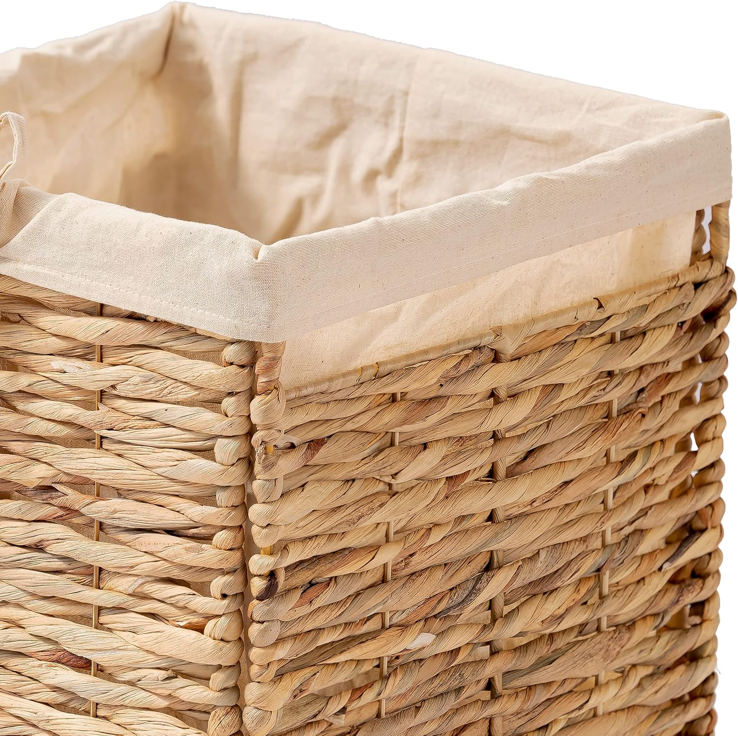Square basket made of water hyacinth, Storage basket, home organization accessory highly aesthetic, wholesale available. 2