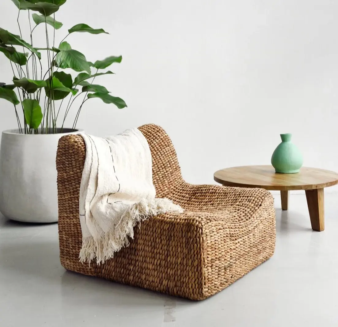 Water hyacinth chair, made from natural materials, customizable size upon request, eco-friendly, durable, and elegant. 4