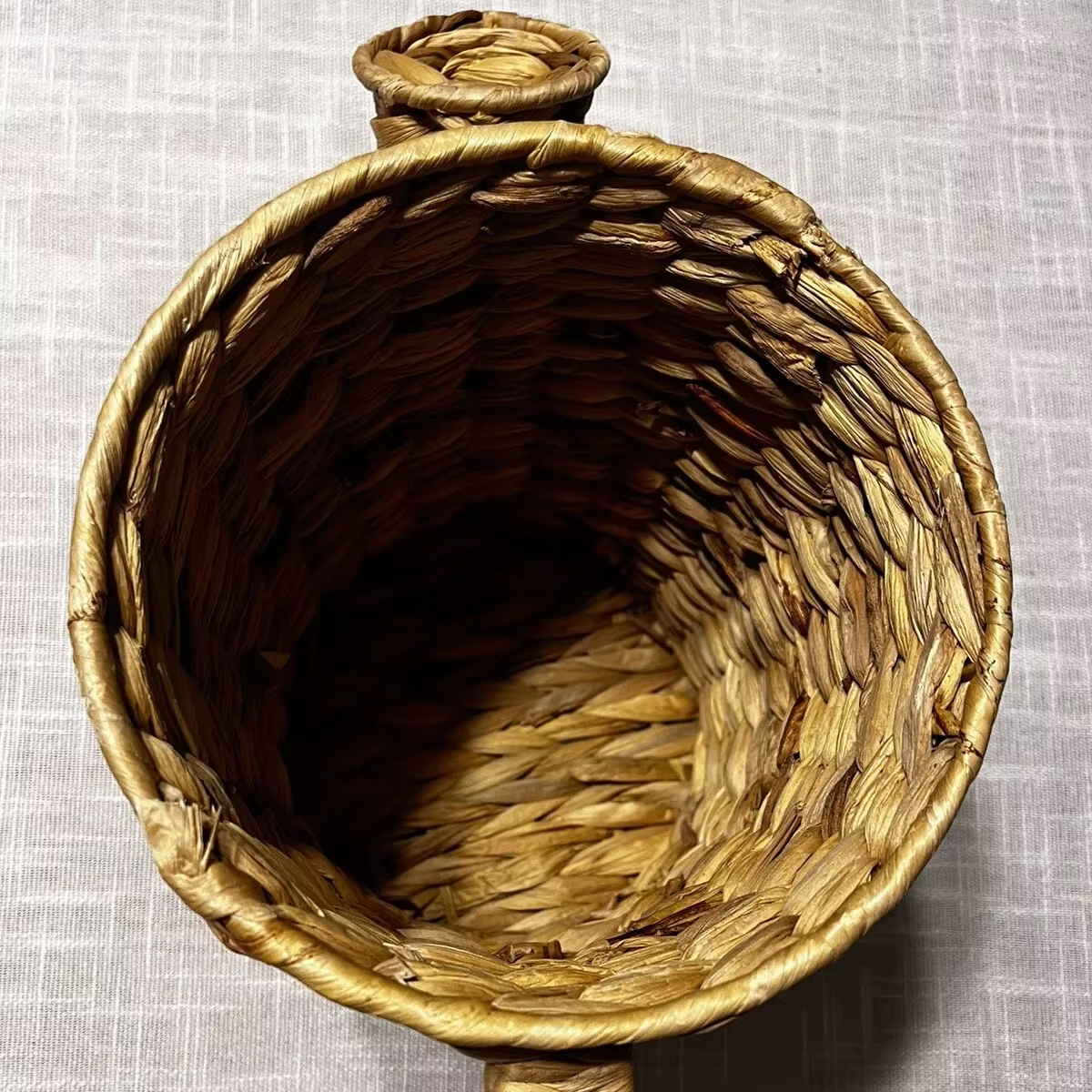 Watering Can Water Hyacinth, Home accessories Natural materials that are safe for health and aesthetically pleasing, wholesale. 2