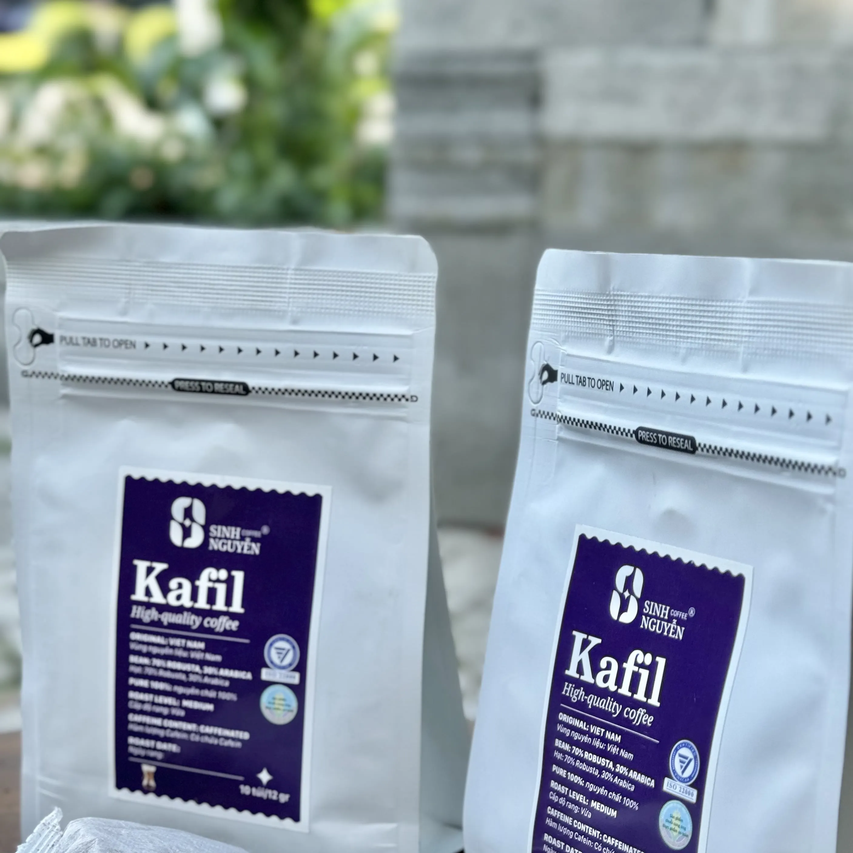 Whole Bean Coffee High Quality Robusta Caffeinated Filter Coffee Bean Kafil Factory Price Fruity Taste Vietnam Manufactured 5