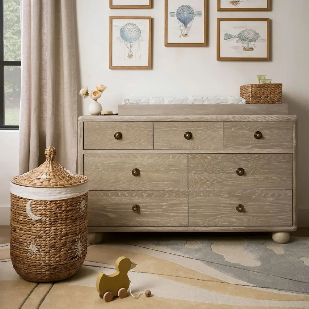 Wholesale Storage Baskets Handwoven With Lid Laundry Basket From Water Hyacinth Durable Eco-Friendly Sustainable Design 5