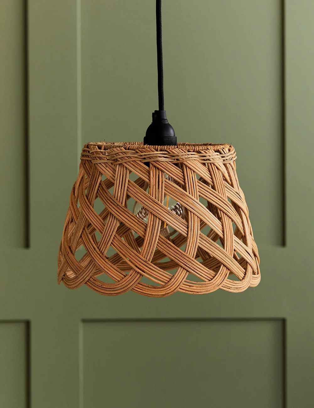 Woven Rattan Lampshade, Lamps made from handmade materials, home decoration accessories, wholesale. 4