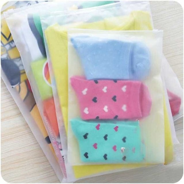 Zipper Press Seal Bag with Strong Closure Designed for Storing Food or Organizing Small Items Ideal for Long-Term Freshness 2