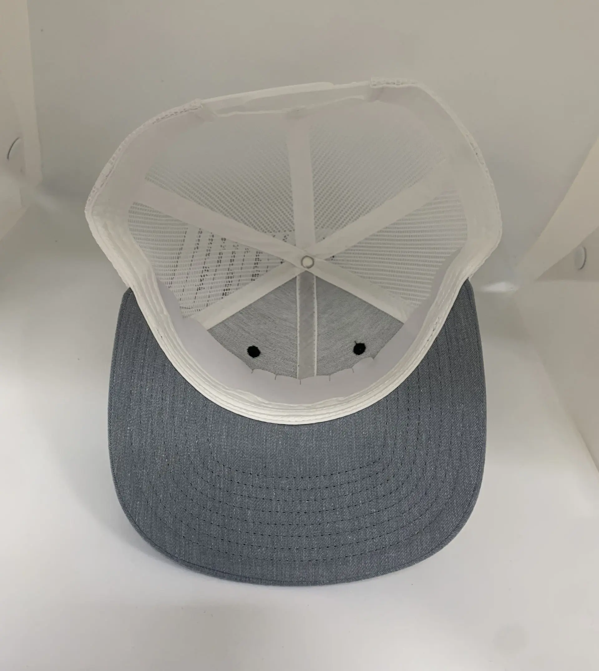 Snapback With Mesh Trucker Hats Custom Logo Hats with Gorras Sport Dad Hat Fitted 6 Panels Free Sample Cost 5
