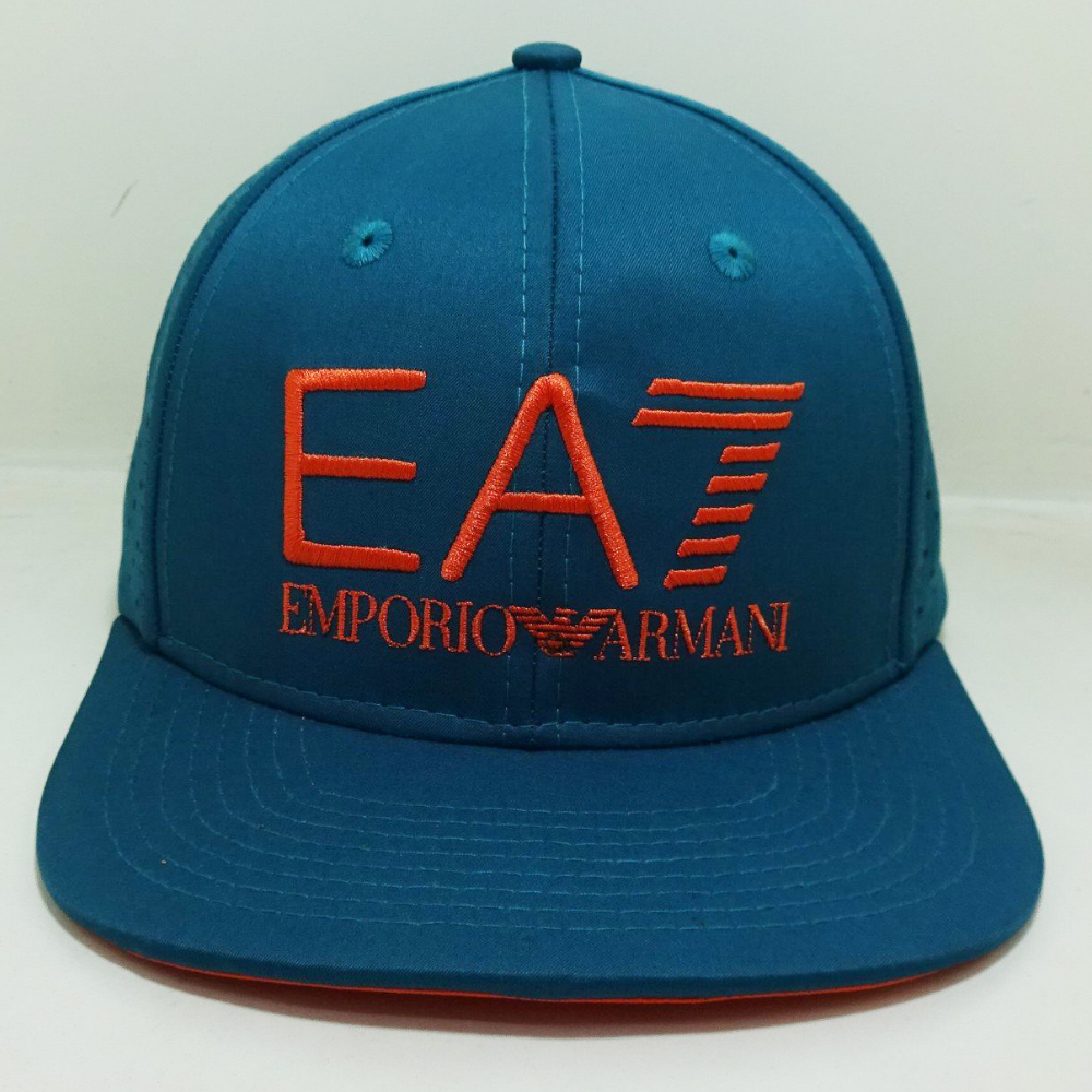 Special Under Brim Custom Snapback Embroidered Logo 6 Panel Structured Caps Laser Cut Hole Perforated Adjustable Snapback Unisex 2