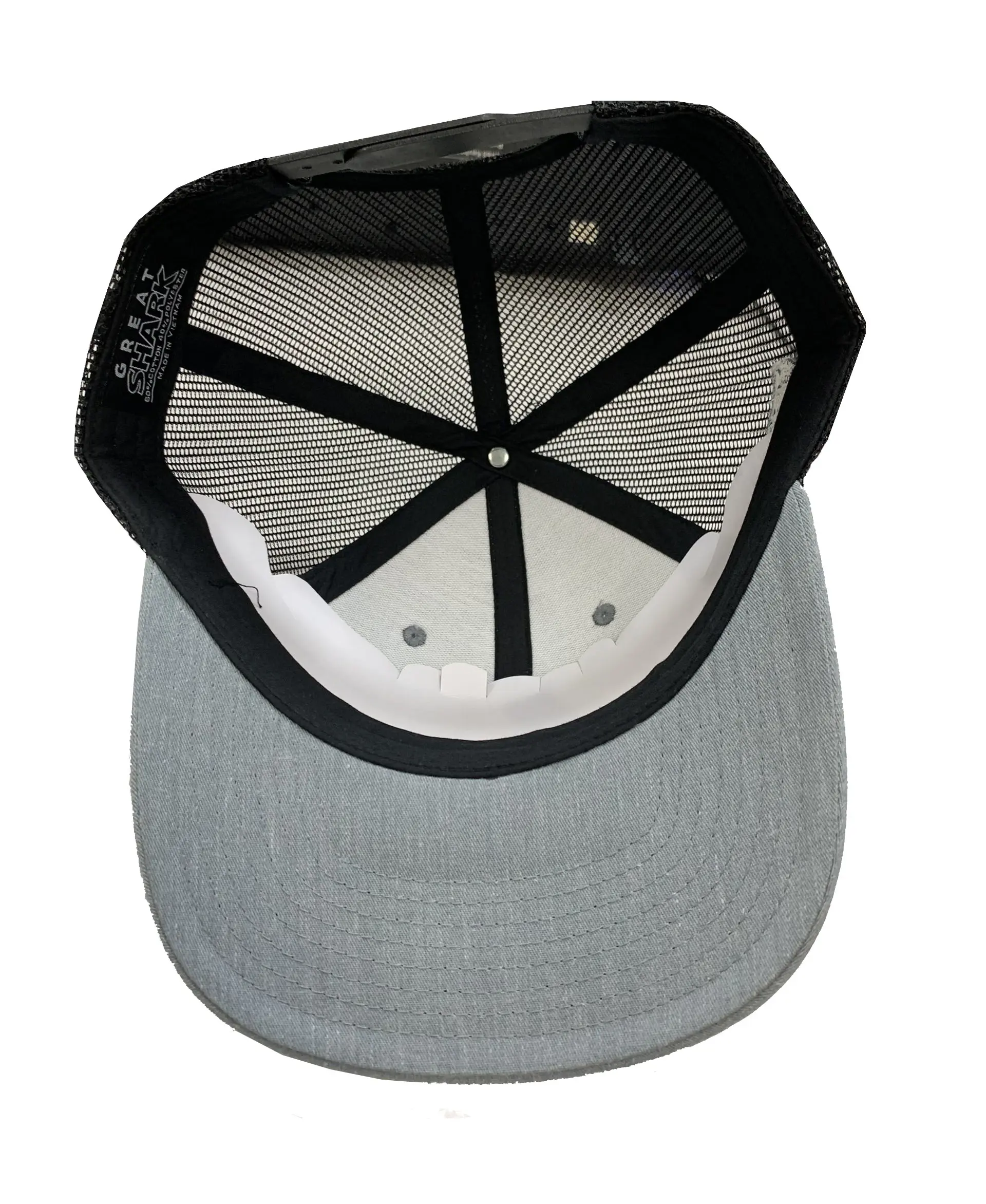 Sporty Style Outdoor Trucker Hat 6-Panel Curved Brim High Quality Wholesale Sports Cap for Man From Vietnam Supplier 5