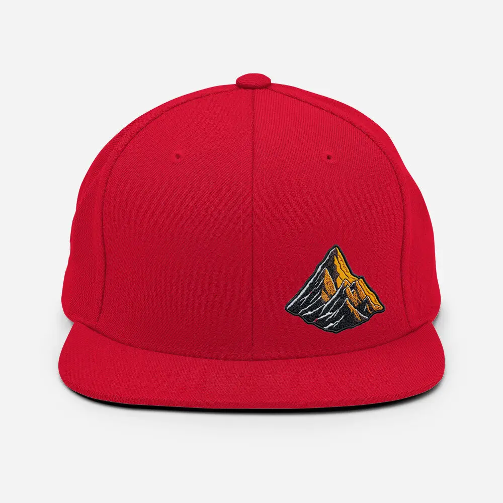 Structured/Unstructured Classic Snapback 6 Panel Red Solid Color Embroidery Logo Flat Brim Plastic Single Row Buckle Unisex OEM 2