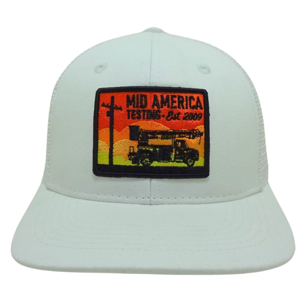 Trucker Hat 6 Panels Custom Contrast Embroidered Logo Woven Patches White Mesh Structured Cap Plastic Single Breasted Buckle OEM 2