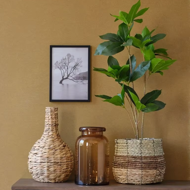 Vase made of small antique water hyacinth Made in Vietnam Ecofriendly material for home decor and tableware decoration Wholesale 6