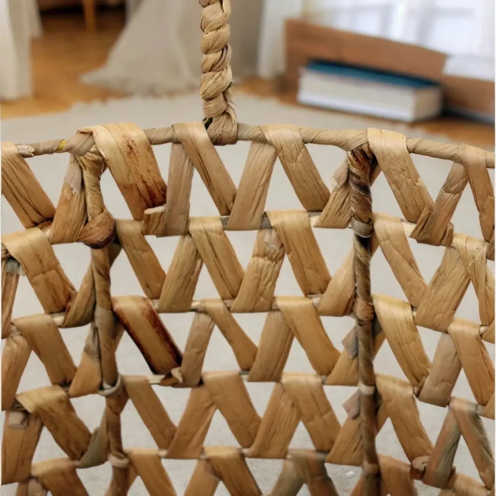 Wholesale Vietnamese Water Hyacinth Storage Baskets Durable Handwoven Eco-Friendly for Indoor and Outdoor Use 6