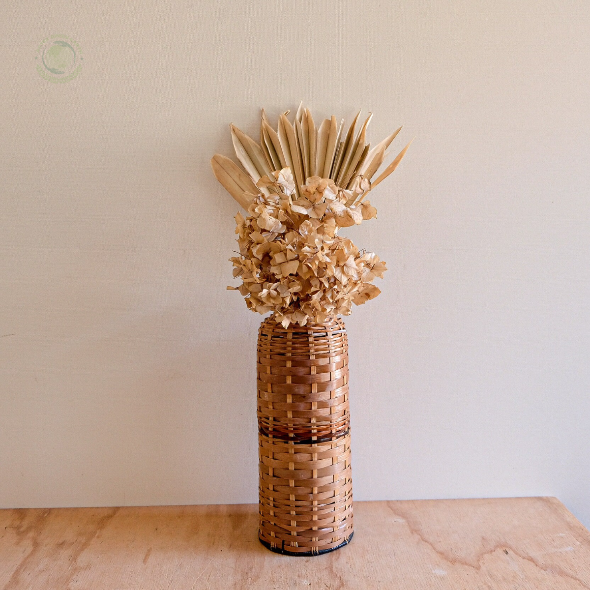 Vintage wicker decorative hollow vase Made in Vietnam Ecofriendly material for Home Decor and tableware Decoration Wholesale 1