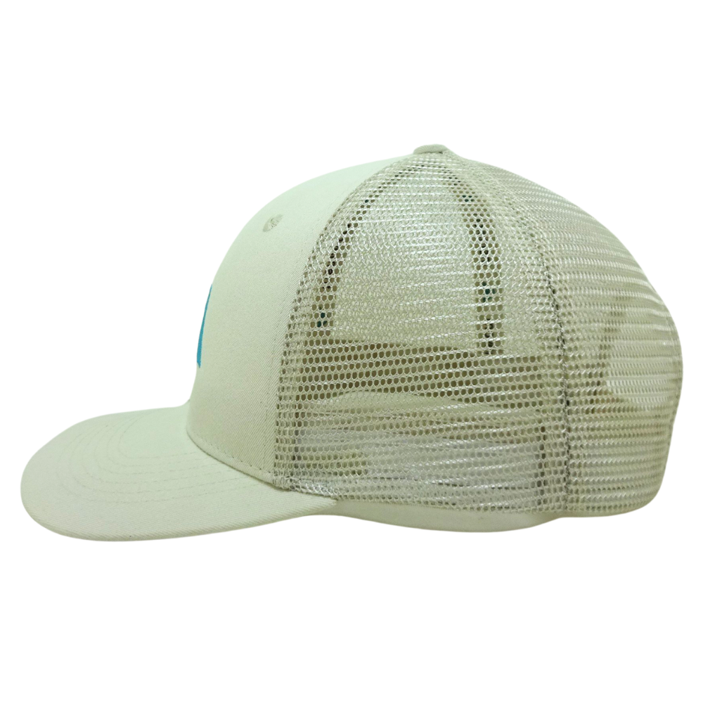 White 6 Panel Trucker Hat Embroidered Rubber Logo Patch on Left Side Plastic Single Breasted Buckle Flat Brim Printed Seam Tapes 4