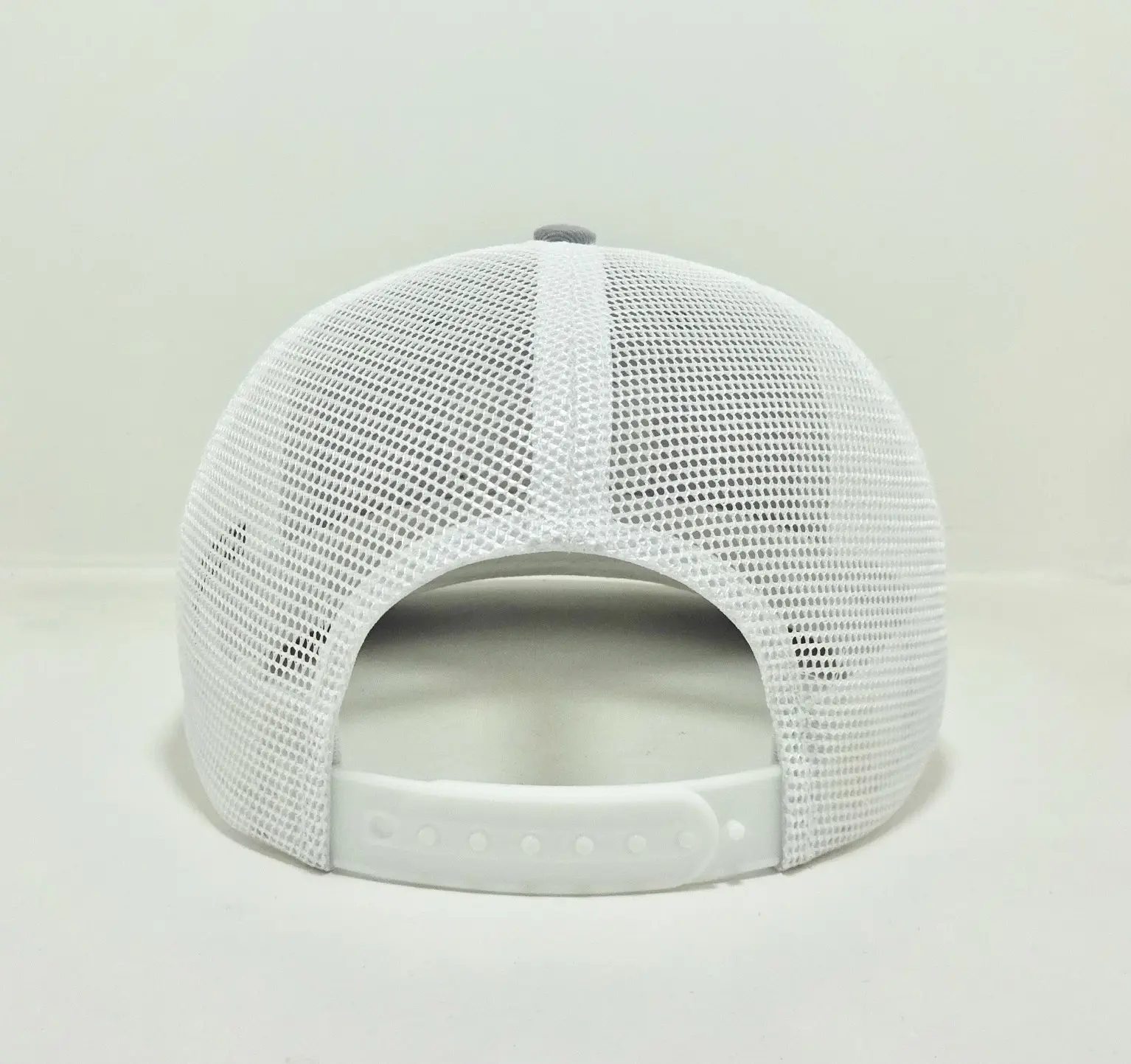 Wholesale 6-Panel Custom Leather Patch Logo High Quality Grey Color Trucker Hat for Men in Vietnam Factory 5