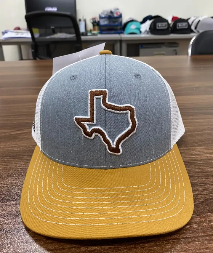 Wholesale Custom 3D Embroidery Logo Trucker Hats Gorras Men Sport Caps Two Tone Custom Brand Name Caps Snapback Cap 5