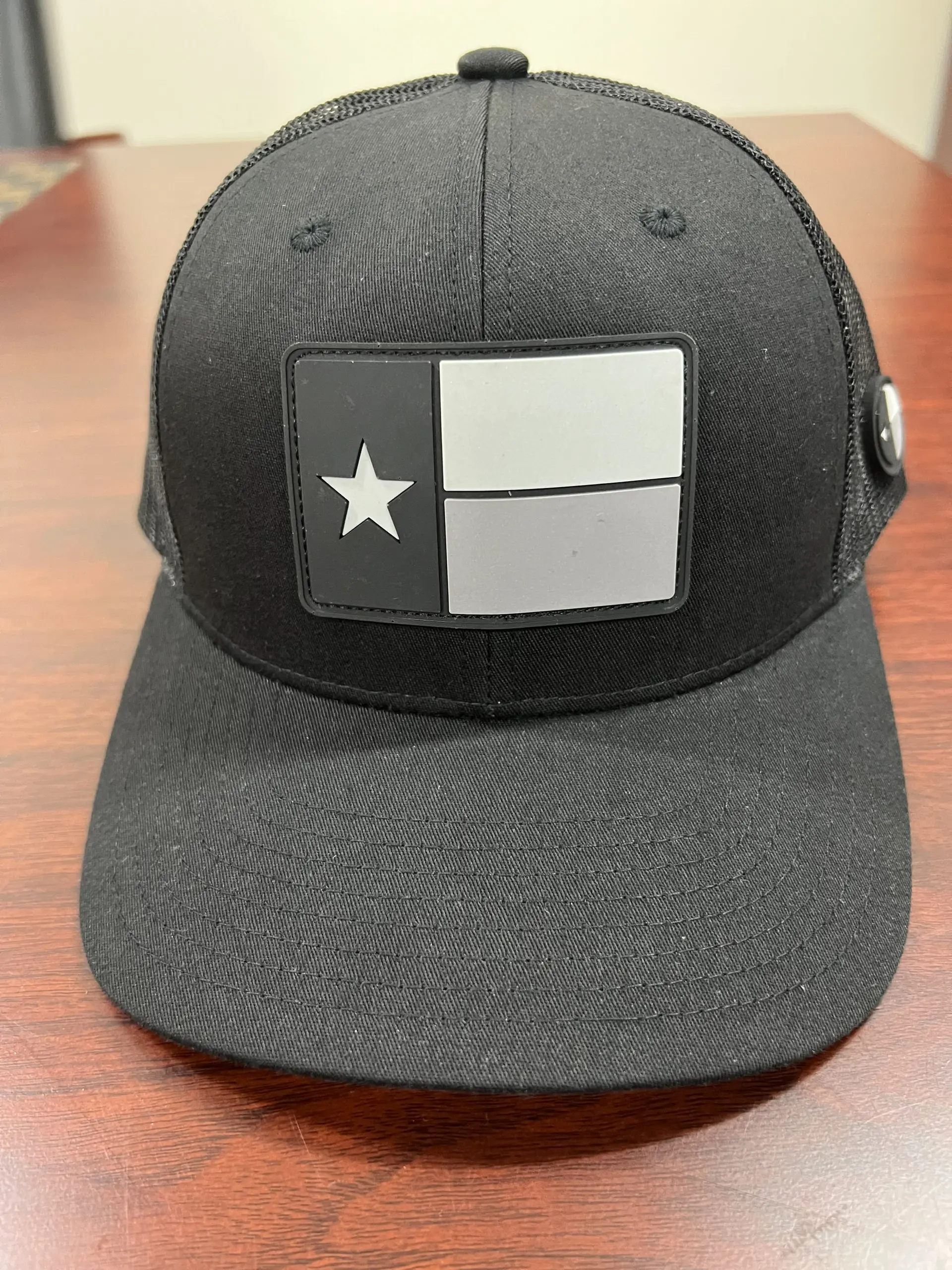Wholesale Custom 3D Rubber Patch Logo Trucker Hat Snapback Caps Promotional Brand for Business Cap Vietnam Factory 2