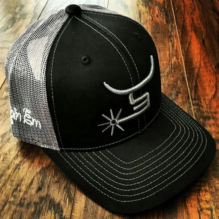 Wholesale Custom Color Trucker Hats Embroidery Logo High Quality Trucker Caps Make in Vietnam Factory 3