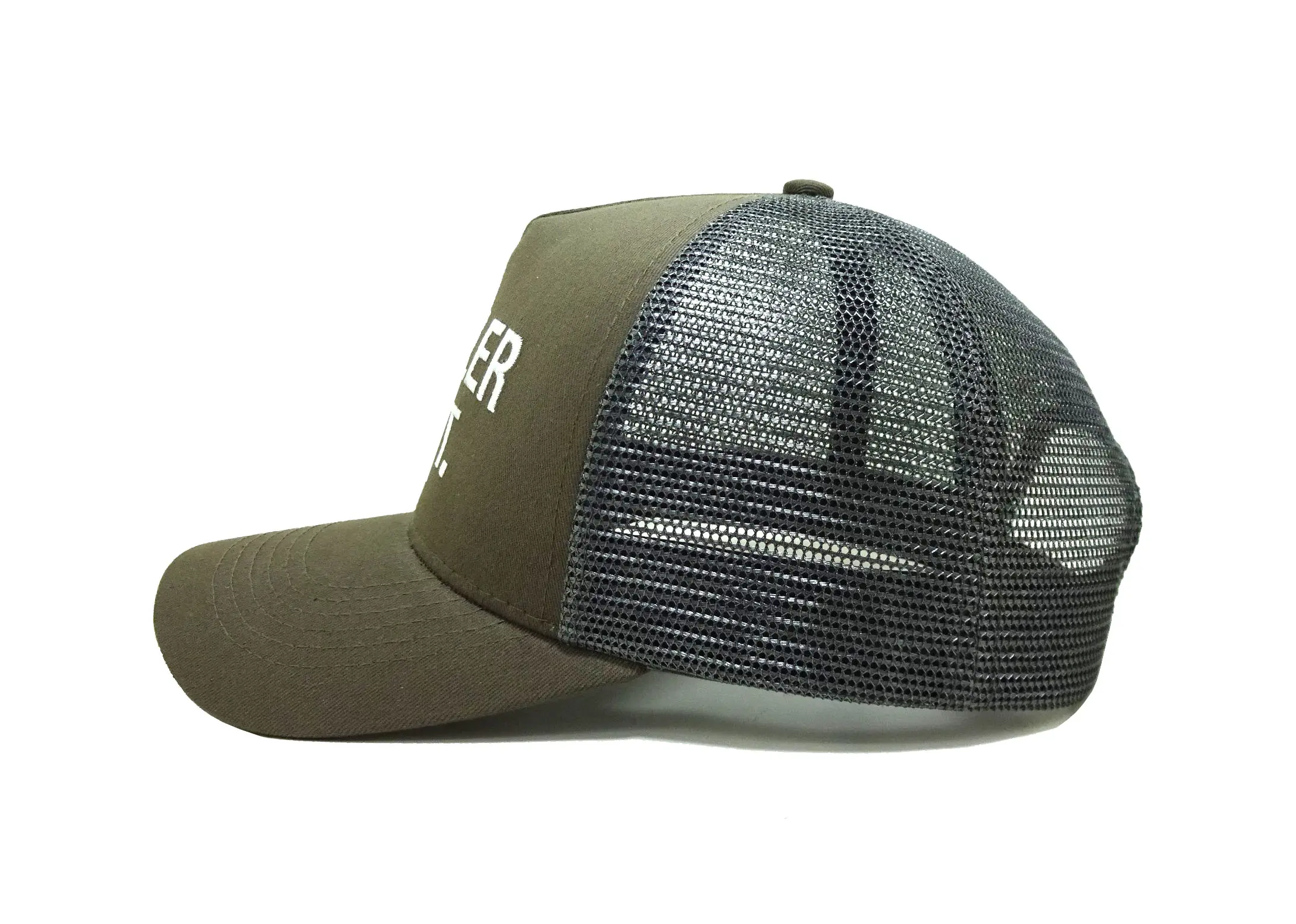 Wholesale Customizable High Quality Trucker Hat 5 Panel Curved Brim Luxury Sports Caps for Unisex in Vietnam Factory 3