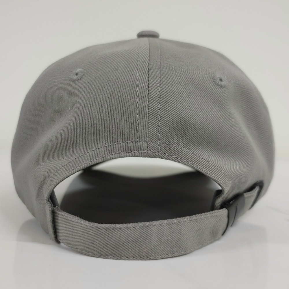 Wholesale High Quality Baseball Caps 6 Panels Embroidered Logo Slightly Curved Adjustable Plastic Strapback Vietnam Headwear OEM 6