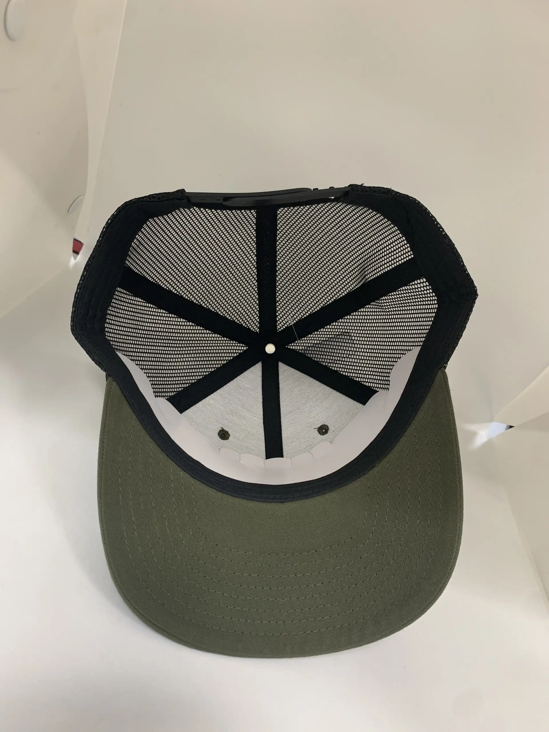 Wholesale High Quality Blank Olive/ Black Trucker Hats Men Sport Caps 6 Panels for Promotional Brand Name in Vietnam 6