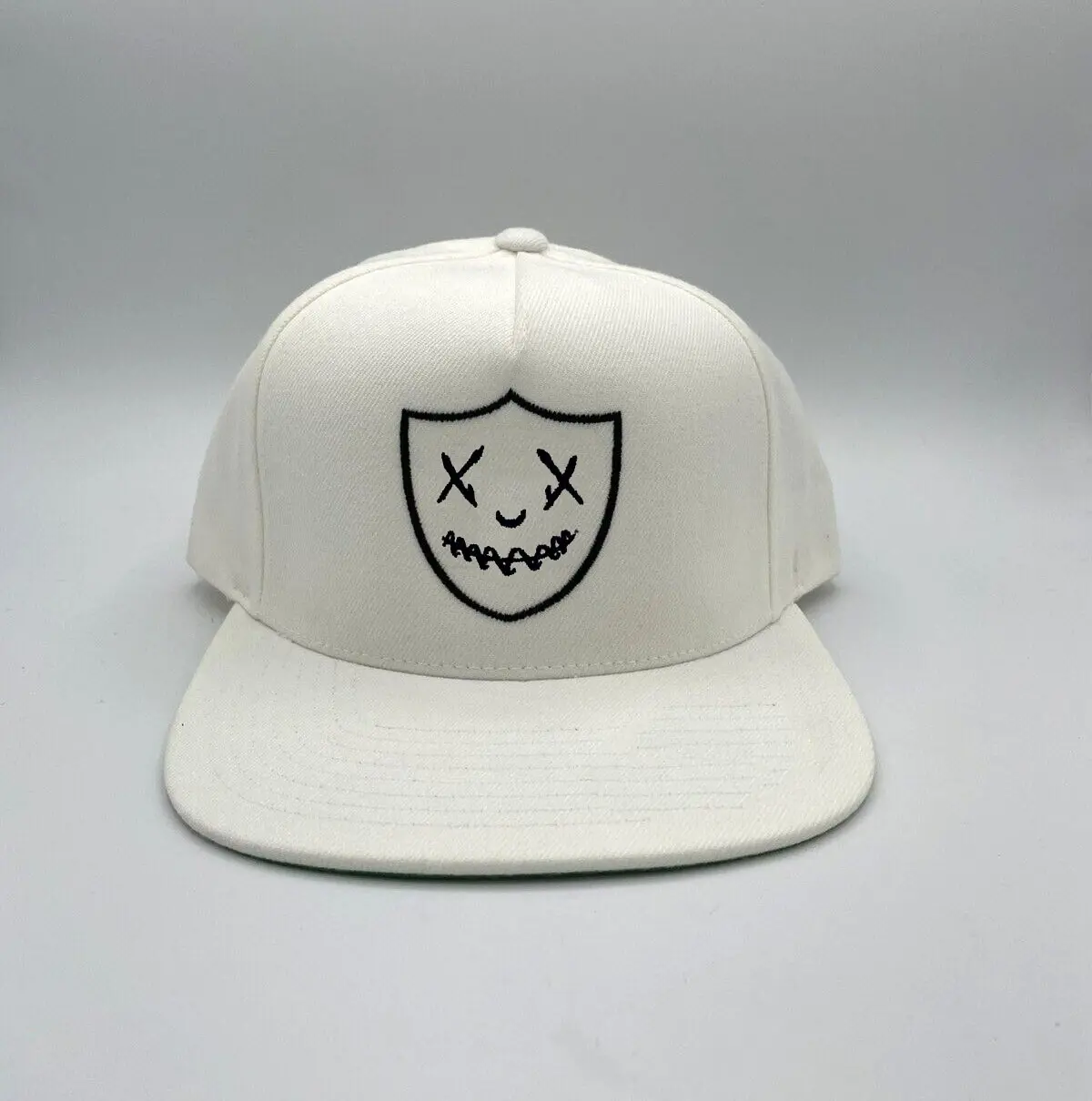 Wholesale Hiphop Flat Visor Snapback Cap with Custom Logo High Quality 5 Panel Adjustable Size Sports Cap for All Seasons 1