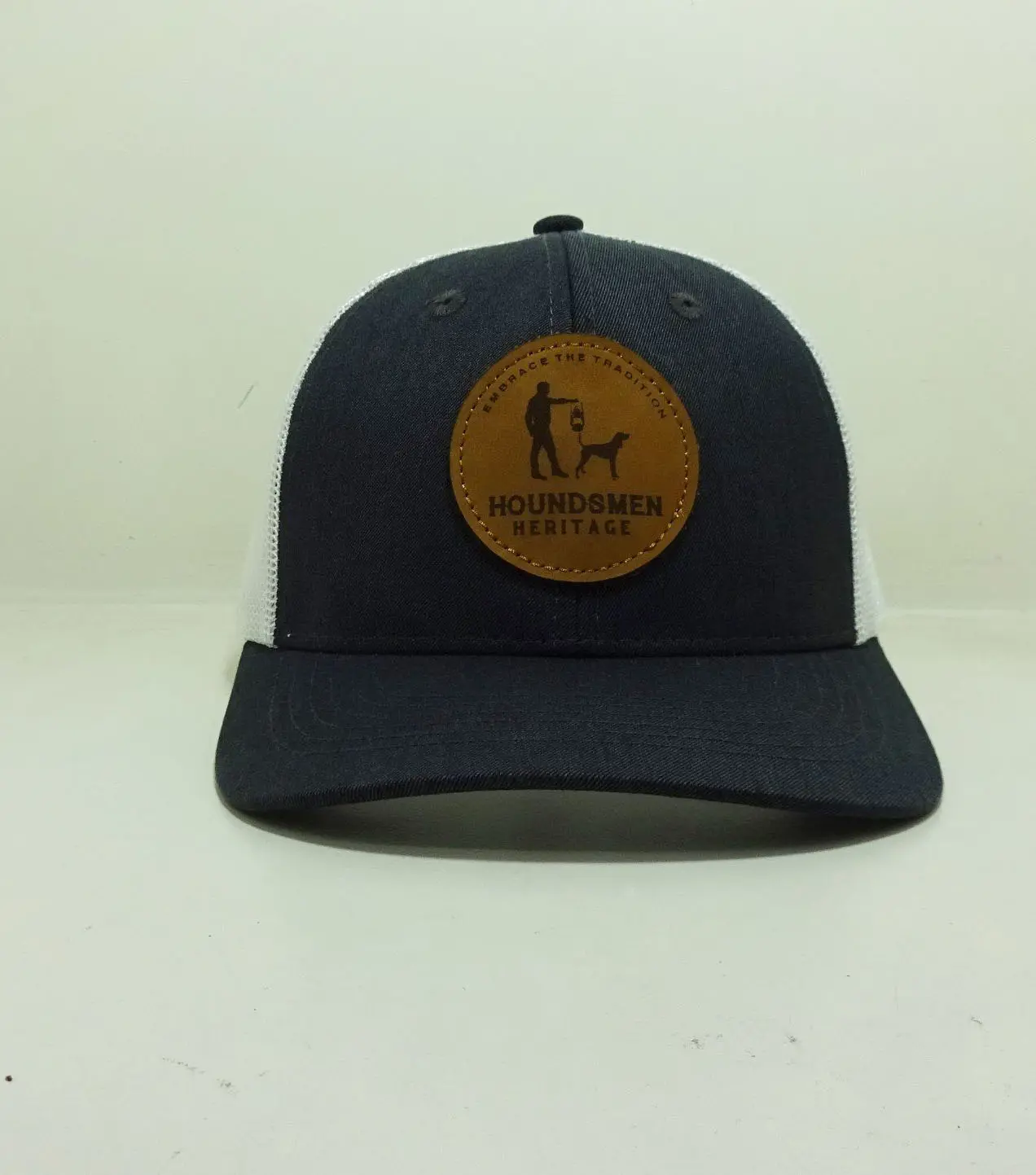 Wholesale Leather Patch Circle and Embossing Logo Trucker Black/ White Caps Men Sport Custom Make Hats in Vietnam