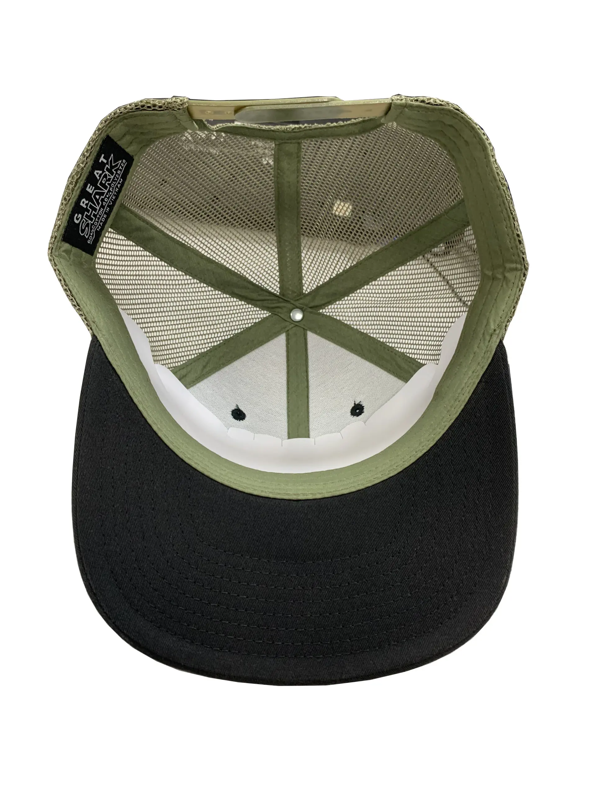 Wholesale Olive Green Rubber Logo Trucker Hats Custom Logo Snapback Caps Outdoor Rubber Patch Vietnam Promotional Hat 5